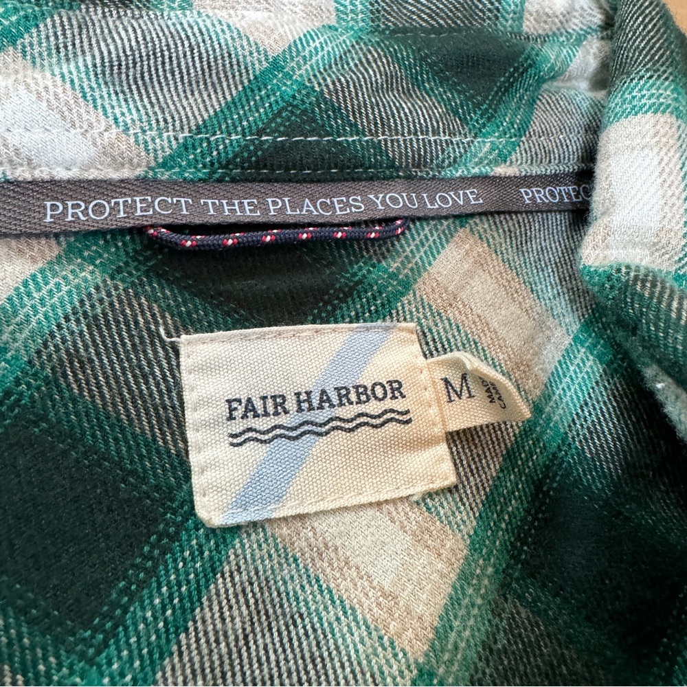 Fair Harbor Green Plaid Men's Shirt Sz M - Picture 2 of 5